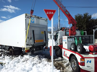 ユニック付きレッカー車