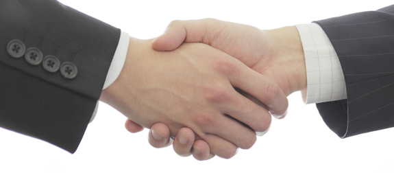 自動車保険の相談､見積りから事故のサポートまで